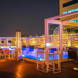 Media One **** Dubaj