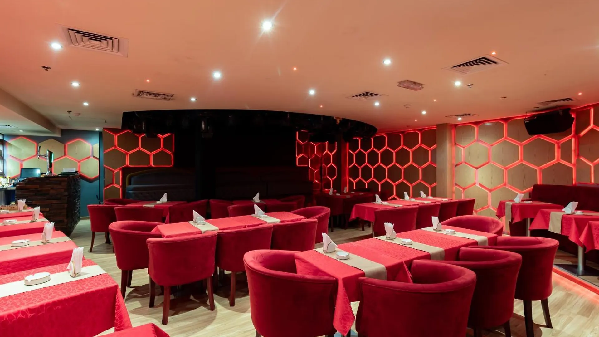 City Palace Hotel Dubaj