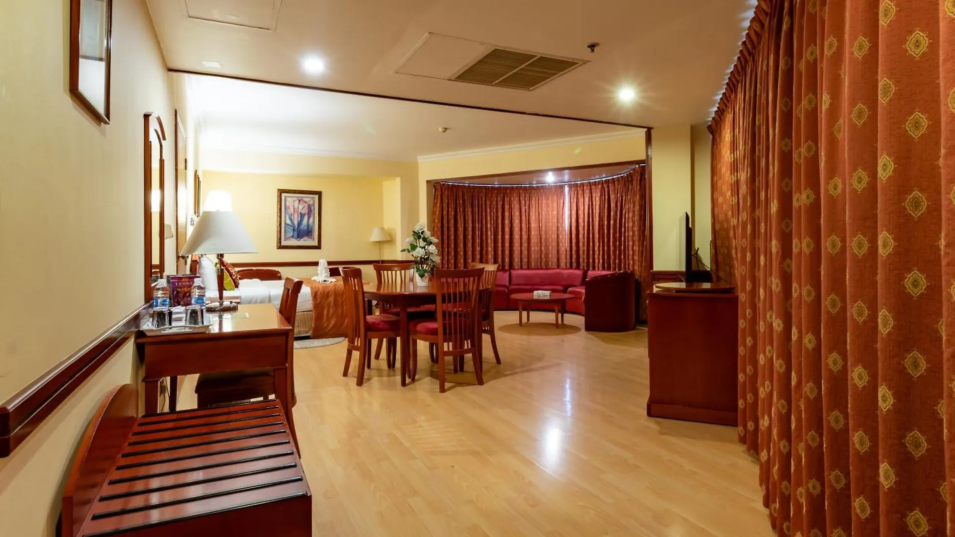 City Palace Hotel Dubaj